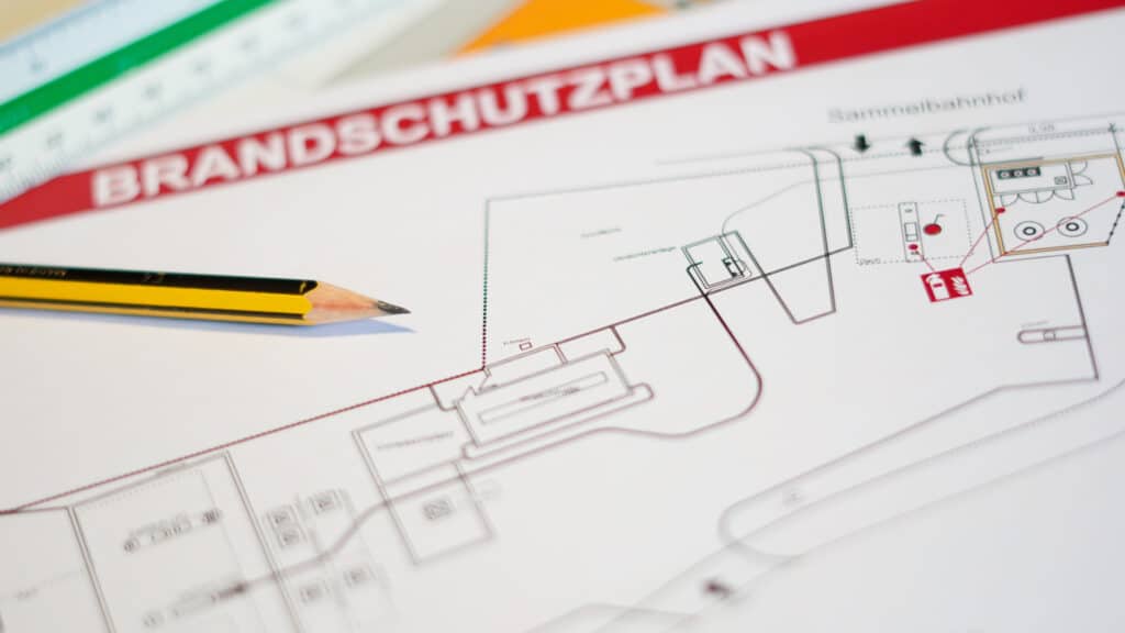 Brandschutzplan mit Bleistift